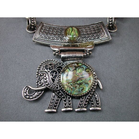 Elephant Pendant Choker Necklace 16" With 2" Extension Silver-Tone & Iridescent - Picture 3 of 6